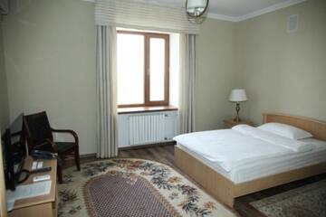 Фото номера Просторный одноместный номер Отель Tumar Hotel г. Актобе 2