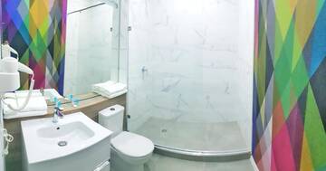 Фото номера Двухместный номер с 2 отдельными кроватями и ванной комнатой Отель Отель Ace г. Актобе 19